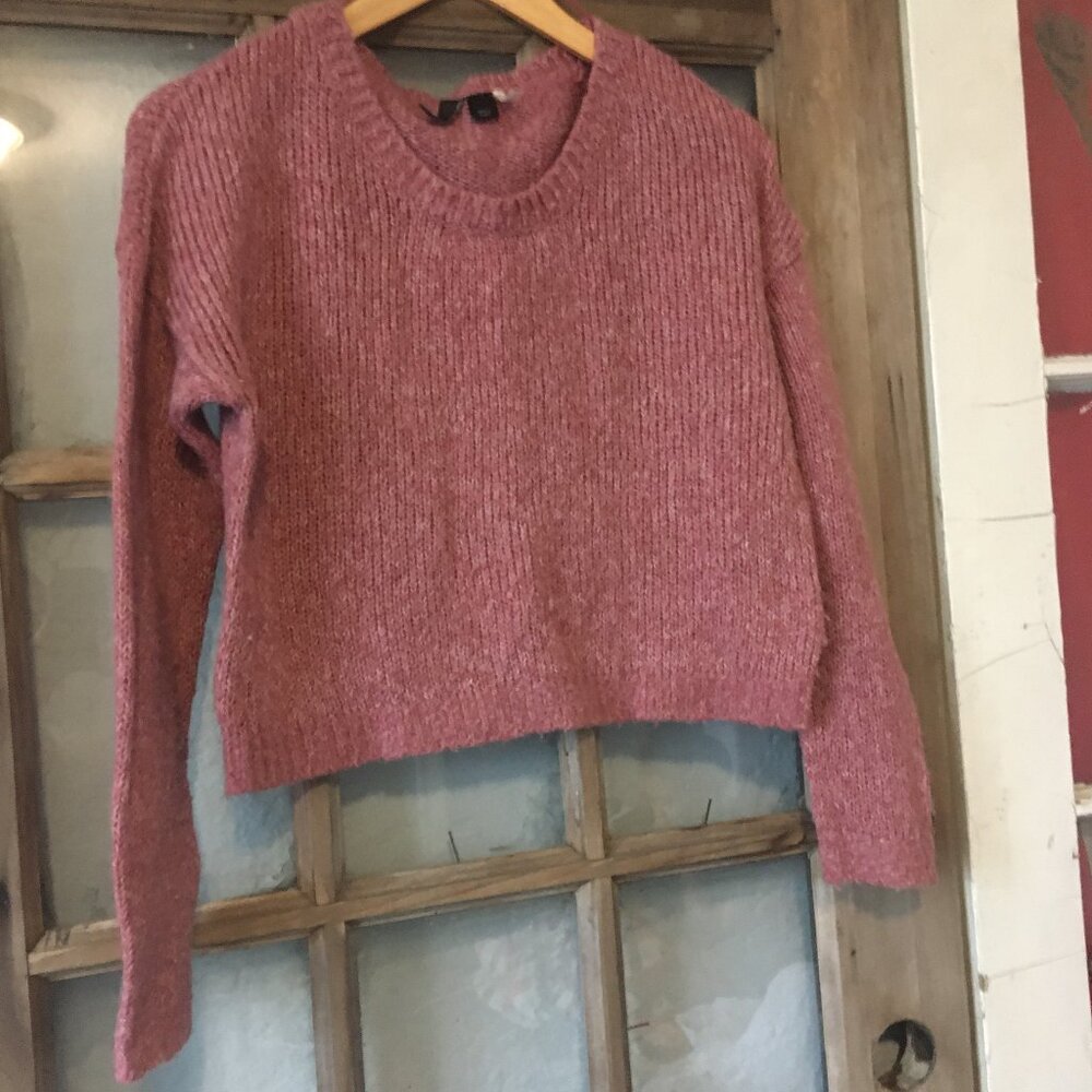H&M Vintage Y2K cropped knitted sweater